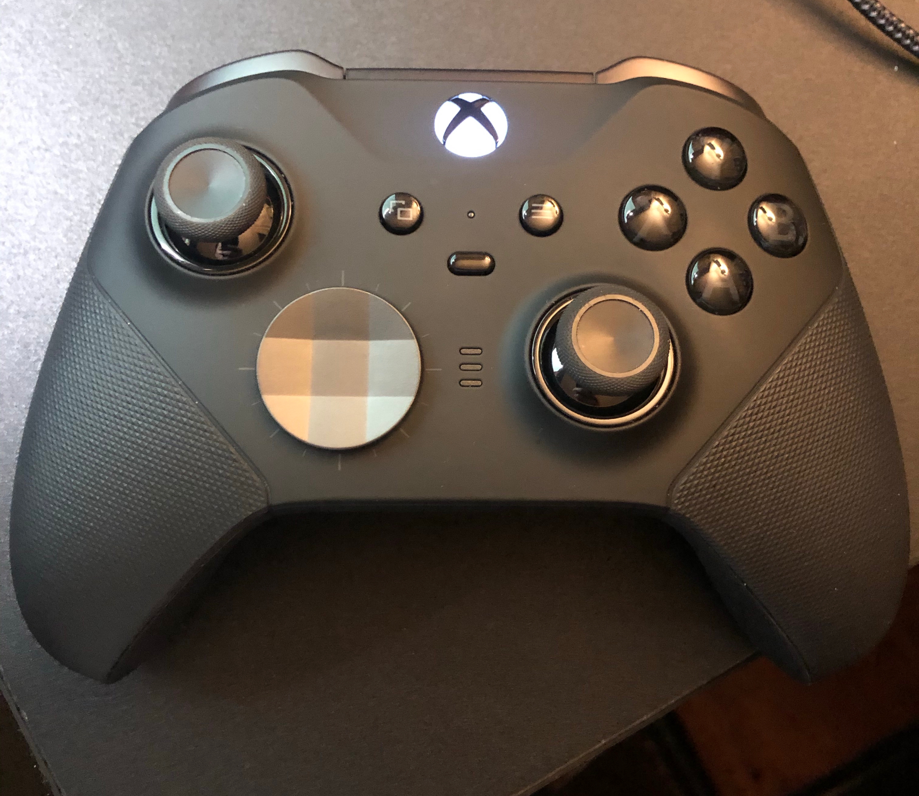 Xbox elite controller 2 stuck on default mod out off the box [​IMG]