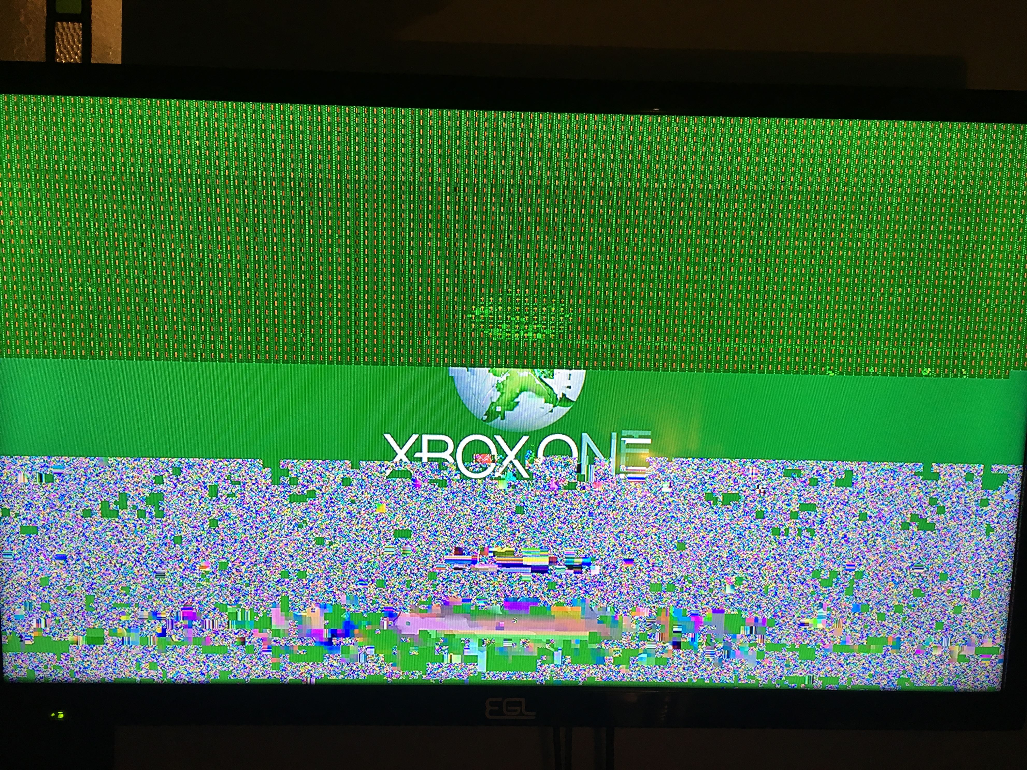 Xbox Startup Screen Fuzzy And Freezes [​IMG]