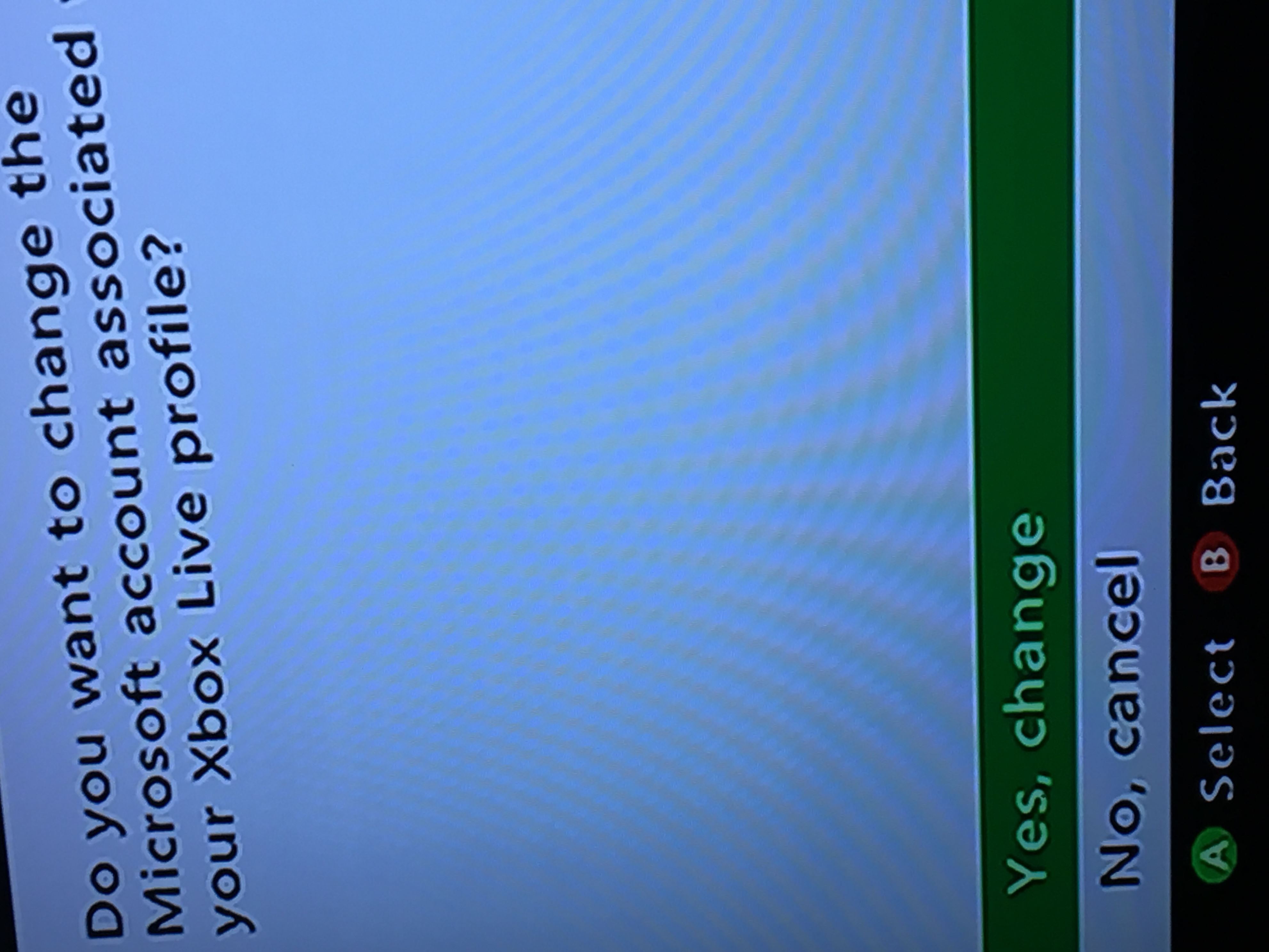 Trying to change Microsoft account for Xbox live profile, comes up with a misleading alert [​IMG]