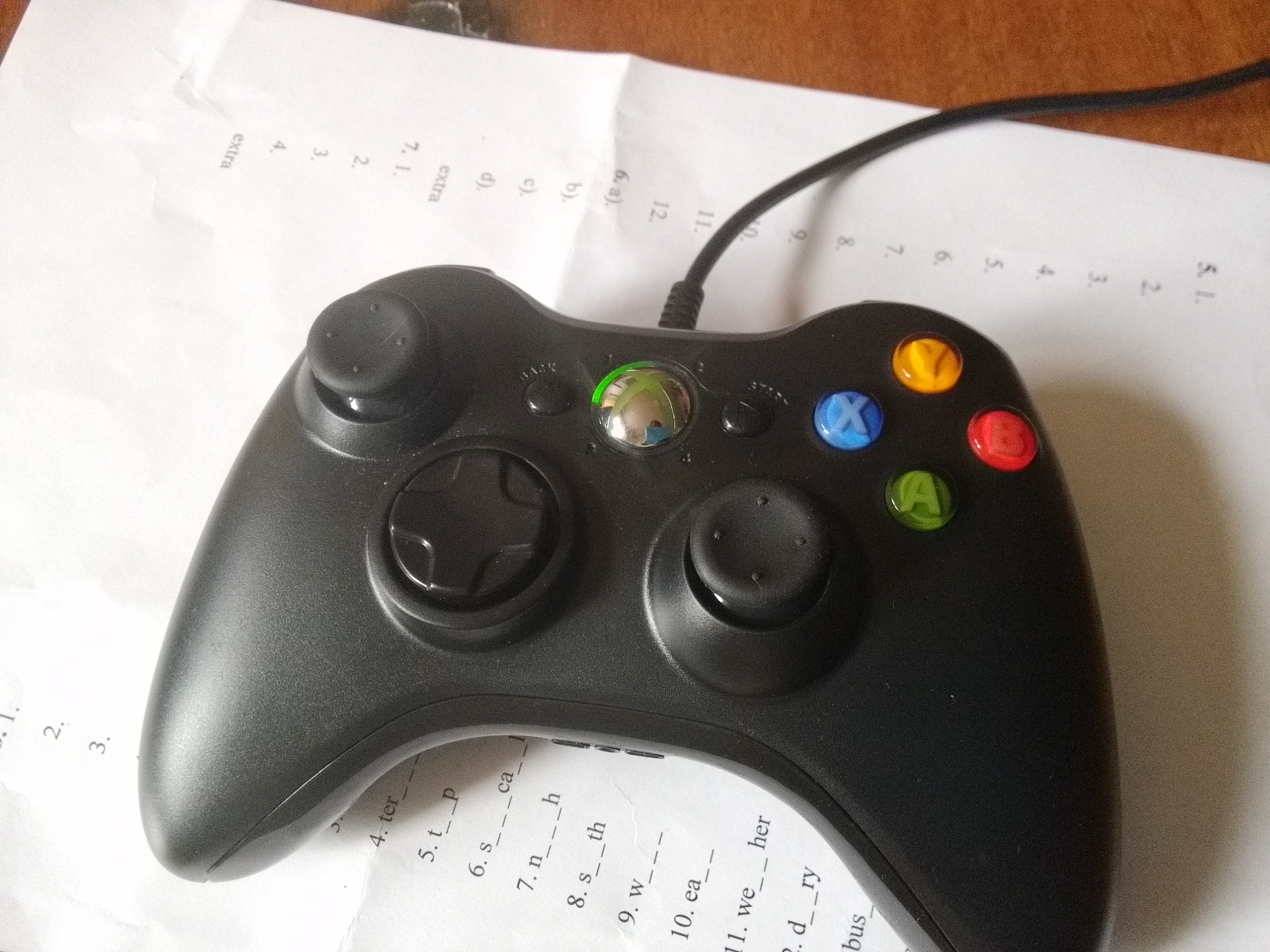 fake gamepad [​IMG]