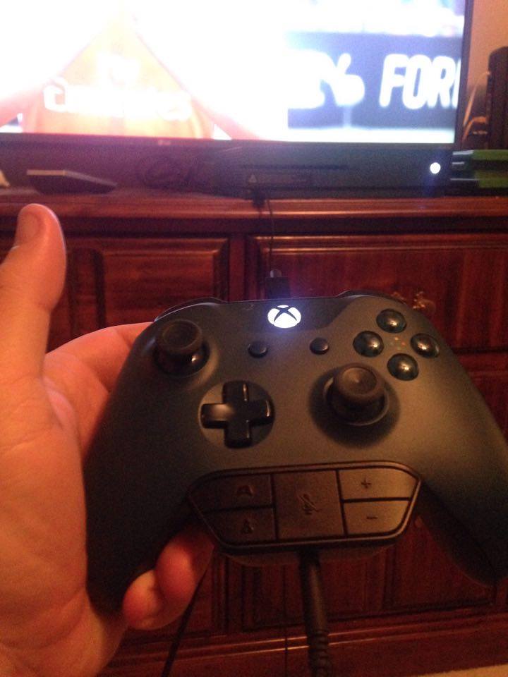 Adapter want fit XB 1 controller With XB 1 Slim [​IMG]